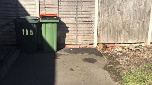 Recycling center accepting furniture in Collier Row